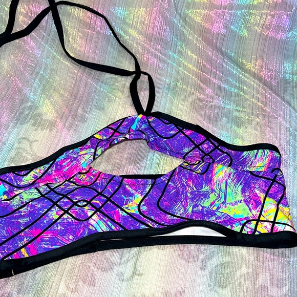 New Keyhole Rave Top - Picture 5 of 8